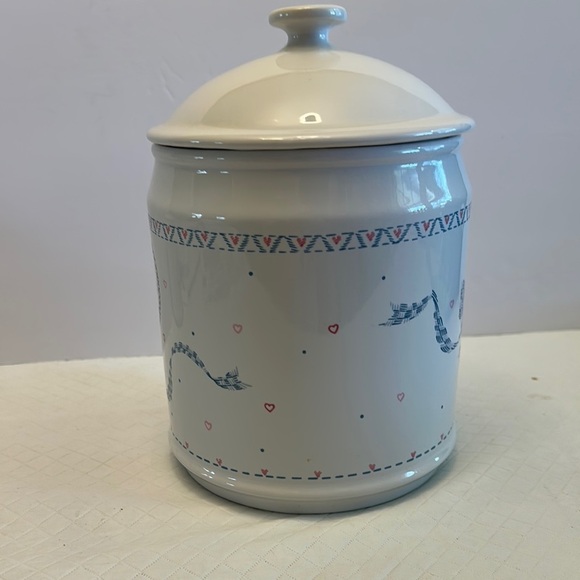VTG 80s Stoneware White Ceramic Jar w/Heart and House Design Canister Large - Picture 7 of 9